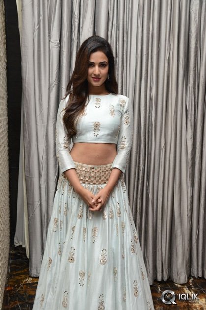 Sonal-Chauhan-at-Sher-Movie-Audio-Launch